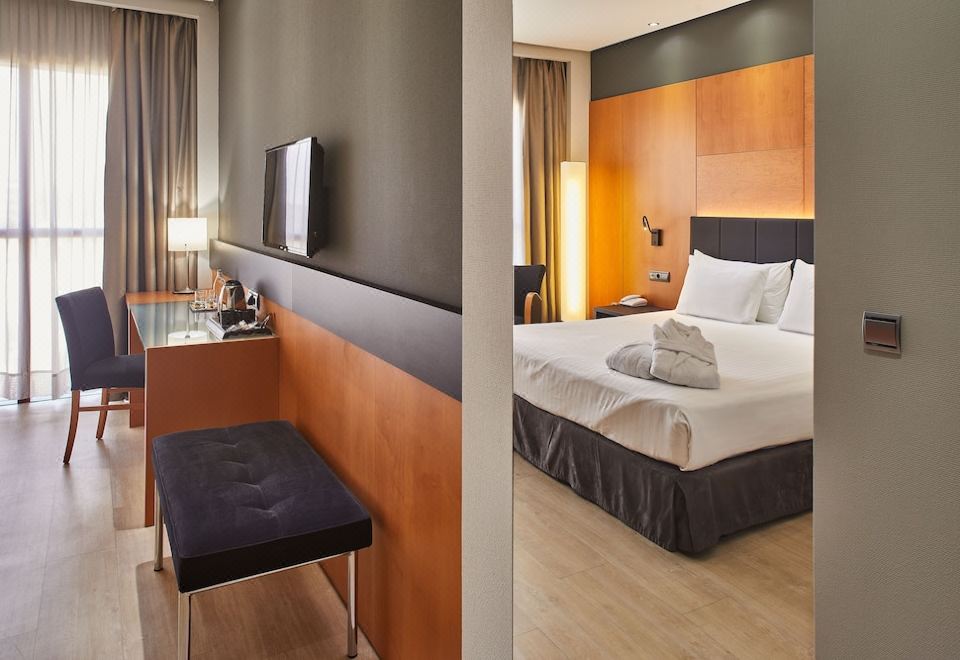 Hotel Silken Puerta Madrid - Valoraciones de hotel de 4 estrellas en Madrid