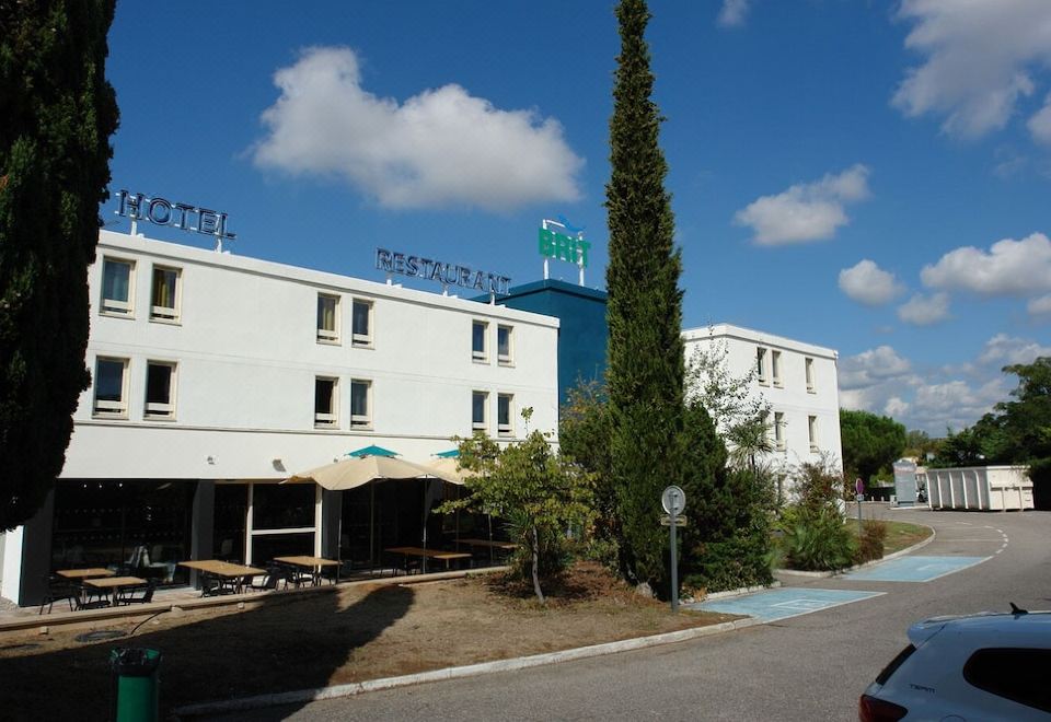 Brit Hotel Marseille Aéroport - A&S-Les-Pennes-Mirabeau Updated 2023 Room  Price-Reviews & Deals | Trip.com