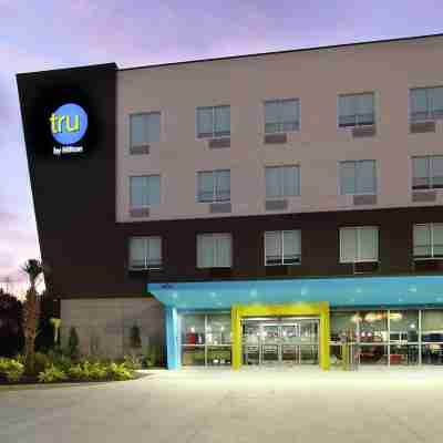 Tru by Hilton Mobile I-65 Government Blvd Hotel Exterior