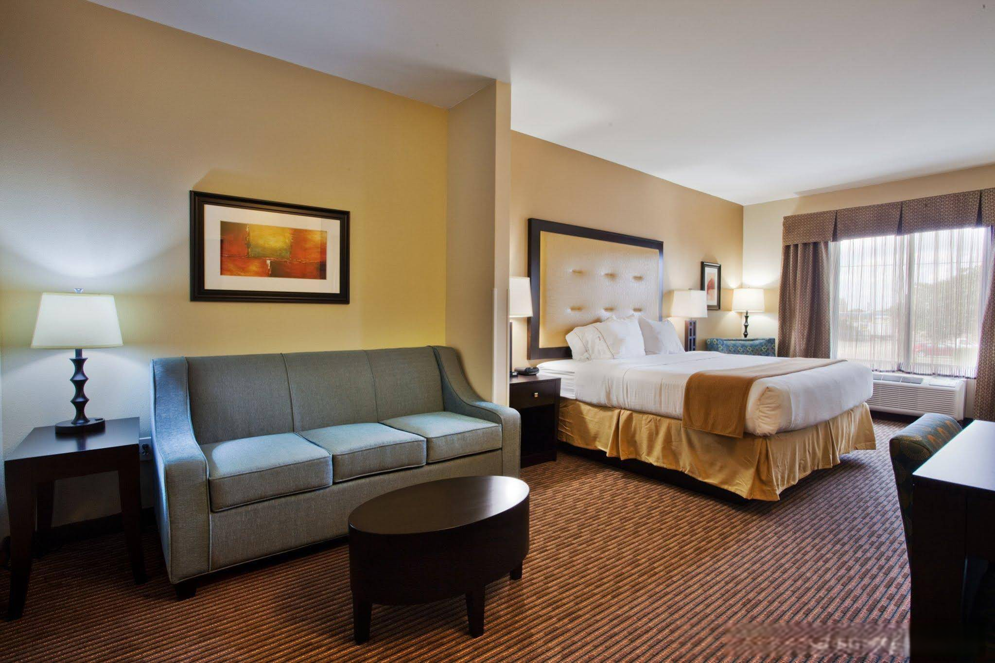 Holiday Inn Express Hotel & Suites Cordele North, an Ihg Hotel