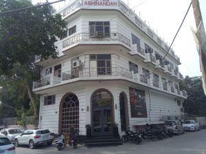 Hotel Abhinandan