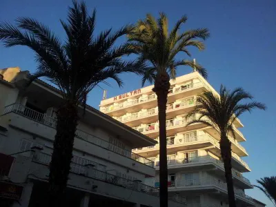 Hotel Sultán  호텔