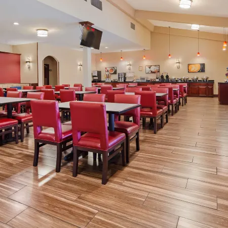 Best Western Plus Heritage Inn