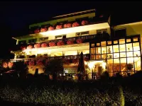 Hotel Garni Belvedere, Das Bio Hotel & SuiteHotel am Ederse Hotels in Waldeck