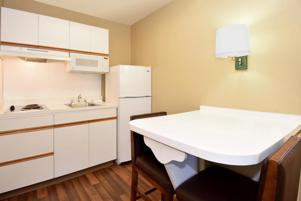 Extended Stay America Suites San Francisco San Mateo SFO