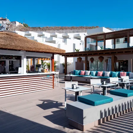 Ohasis Boutique Suites