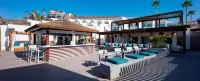 Ohasis Boutique Suites - parking