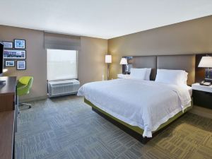 Hampton Inn by Hilton Commerce Novi