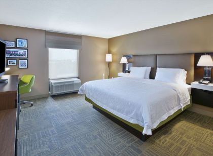 Hampton Inn by Hilton Commerce Novi