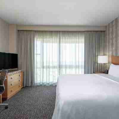 Embassy Suites Northwest Arkansas - Hotel, Spa & Convention Center Rooms