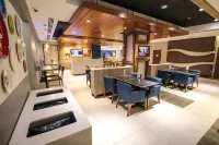 โรงแรม ฮอลิเดย์ อินน์ เอ็กซ์เพรส แอนด์ สวีทส์ ไมอามี แอร์พอร์ต อีสต์ บาย IHG