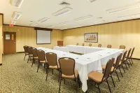 Holiday Inn Express & Suites Sioux Falls at Empire Mall