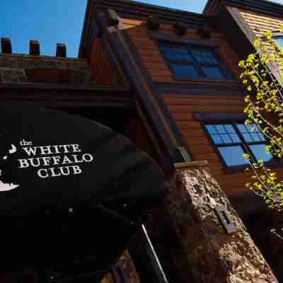 The White Buffalo Club Hotel Exterior