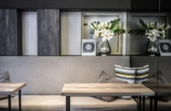Cube Boutique Capsule Hotel @ Smith Street