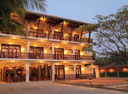 Wunderbar Beach Hotel