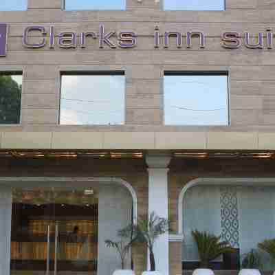 Clarks Inn Suites Gwalior Hotel Exterior