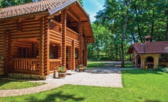 Podlipje Estate with Sauna