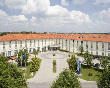 Premier Inn Munich Airport East Hotel Hotele w: Oberding