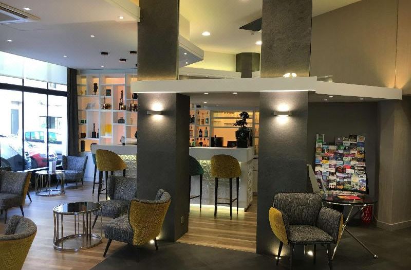 Best Western Plus Hotel Carlton photo 2