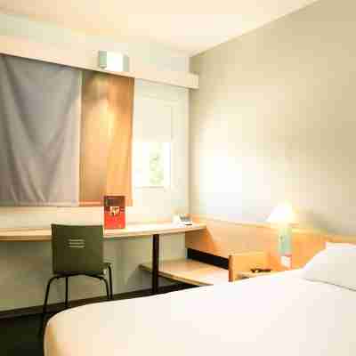 ibis Orange Centre Echangeur A7 A9 Rooms