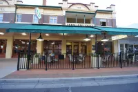 Hotel Victoria - Griffith Hotels near Griffith Regional Theatre