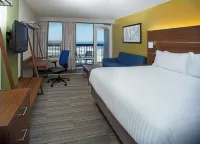 Holiday Inn Express NAGS HEAD OCEANFRONT by IHG - Balkon