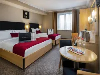 Academy Plaza Hotel - Park Yeri