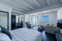 Cavo Tagoo Santorini - Luxury