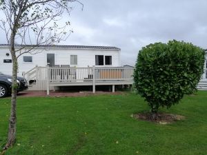 Charming 3-Bed Retreat with Hot Tub-Northumberland