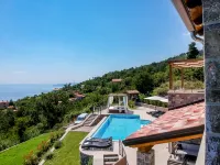 Marone - Villas