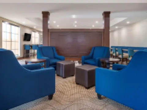 Comfort Inn & Suites Hotels in Nicollet County
