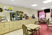 Days Inn & Suites by Wyndham Louisville SW Hotels in Shively
