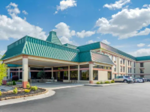 Quality Inn & Suites Olde Town Hotels in Portsmouth