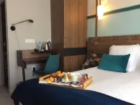 Best Western le Duguesclin - balcony
