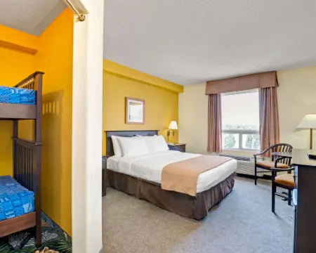 Super 8 by Wyndham Barrie South Hotels in Barrie
