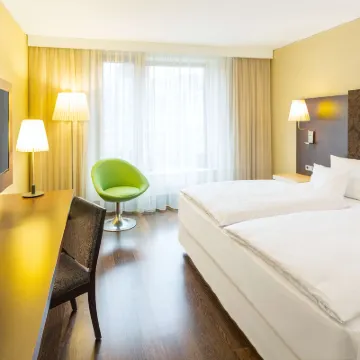 NH Collection Dresden Altmarkt Hotels near Holy Cross Church