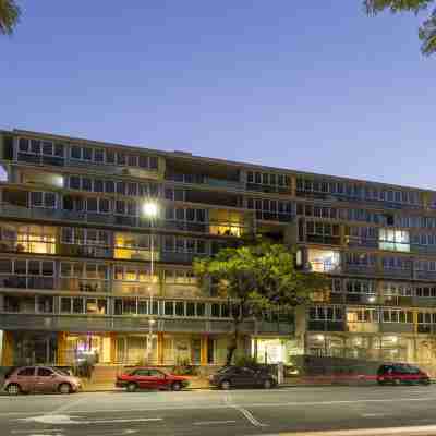 IStay Precinct Adelaide Hotel Exterior