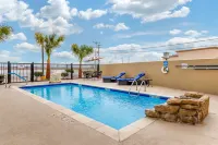 Comfort Inn & Suites Lakeside Hotels in Eagle Pass