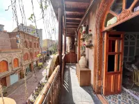 Huajianli Homestay (Kashgar Ancient City Scenic Area) - balcony