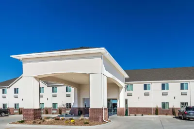 Days Inn & Suites by Wyndham El Dorado Hotels in El Dorado