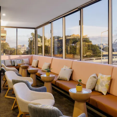 voco BRISBANE CITY CENTRE by IHG Отели рядом с достопримечательностью «Кастом Хаус»