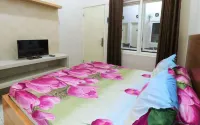 Homestay Babussalam Rungkut Mitra RedDoorz Hotel di Kecamatan Rungkut