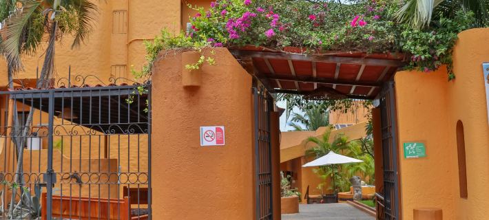 Villas Miramar Hotels in Zihuatanejo