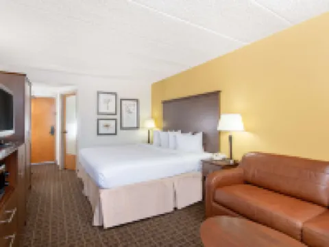 AmericInn by Wyndham Madison West Hotels in Madison