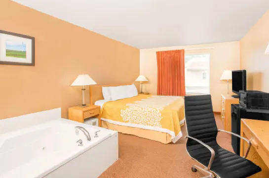 Days Inn by Wyndham Worthington