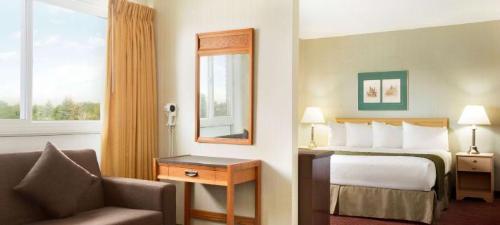 Travelodge by Wyndham Lethbridge Hotels in Lethbridge