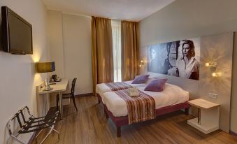 Hotel Arles Plaza