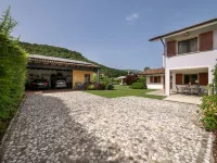 Villa Stelis