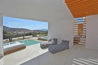Tinos Blend Suites - Beach