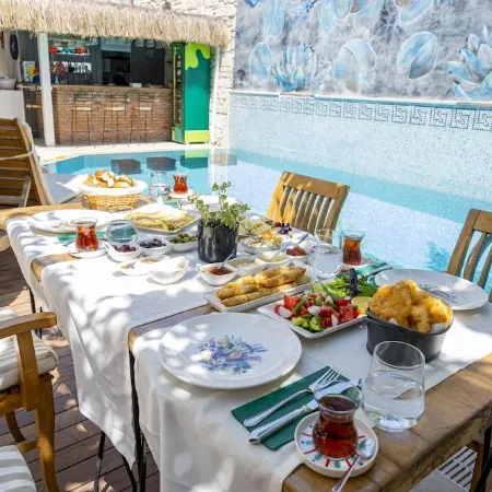 Provence MANSİON ALAÇATI Отели в г. Чешме